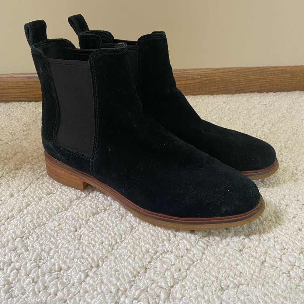 Clarks Black Suede Chelsea Boots Size 10